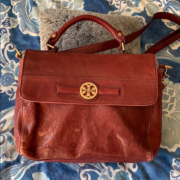 Tory Burch Handbags - Burgundy flap Tory Burch vintage red gold bag